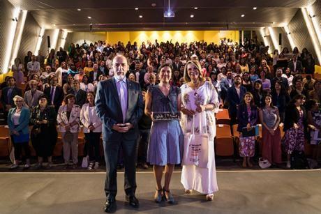 Ministra Etcheverry en 8M Usach: “Necesitamos muchas más mujeres en ciencia, pero también, mucha más ciencia que considere a las mujeres”