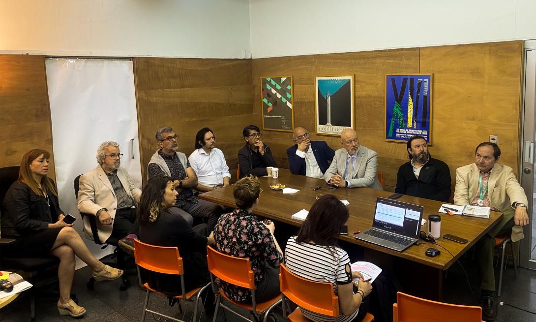 Reunión en Facultad de Arquitectura con directivos de la facultad