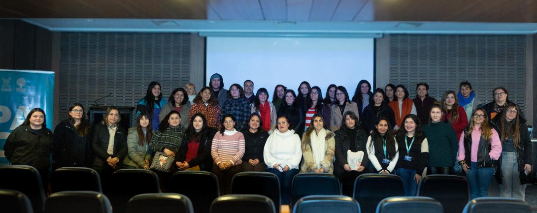 Participantes del taller de DIDD en el audotorio del edificio REMS